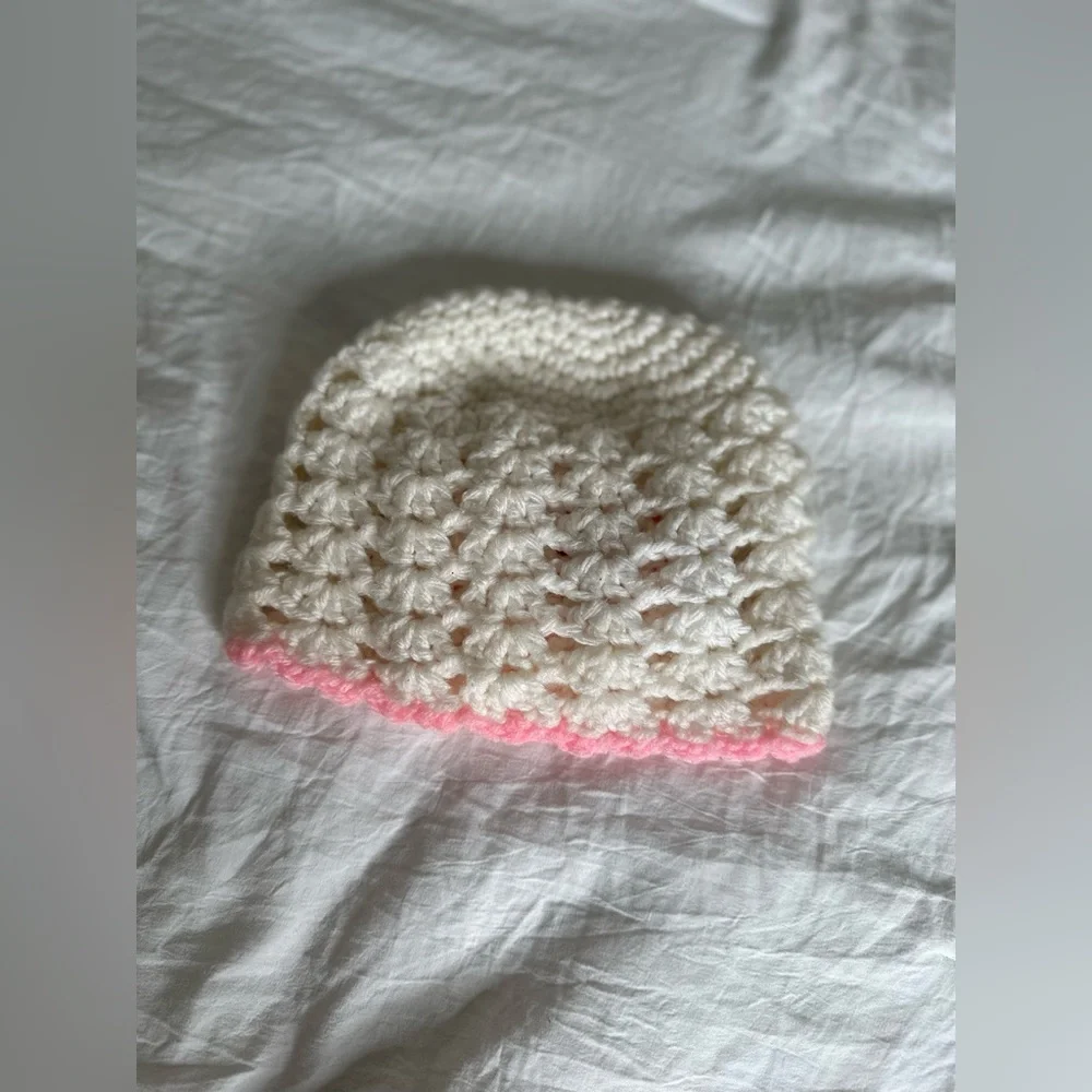 Toddler hat white with pink flower handmade